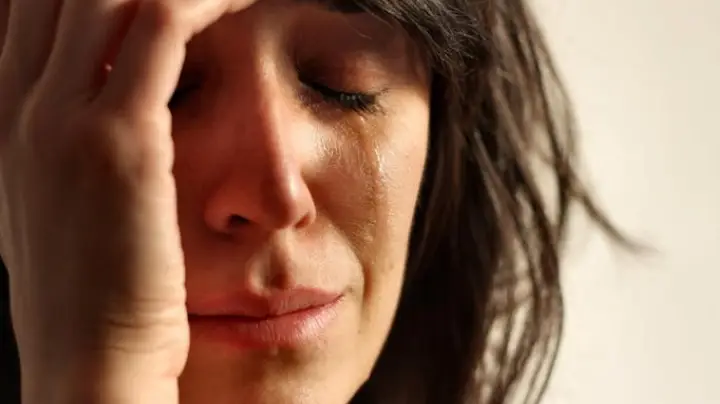 A woman crying in relationship 