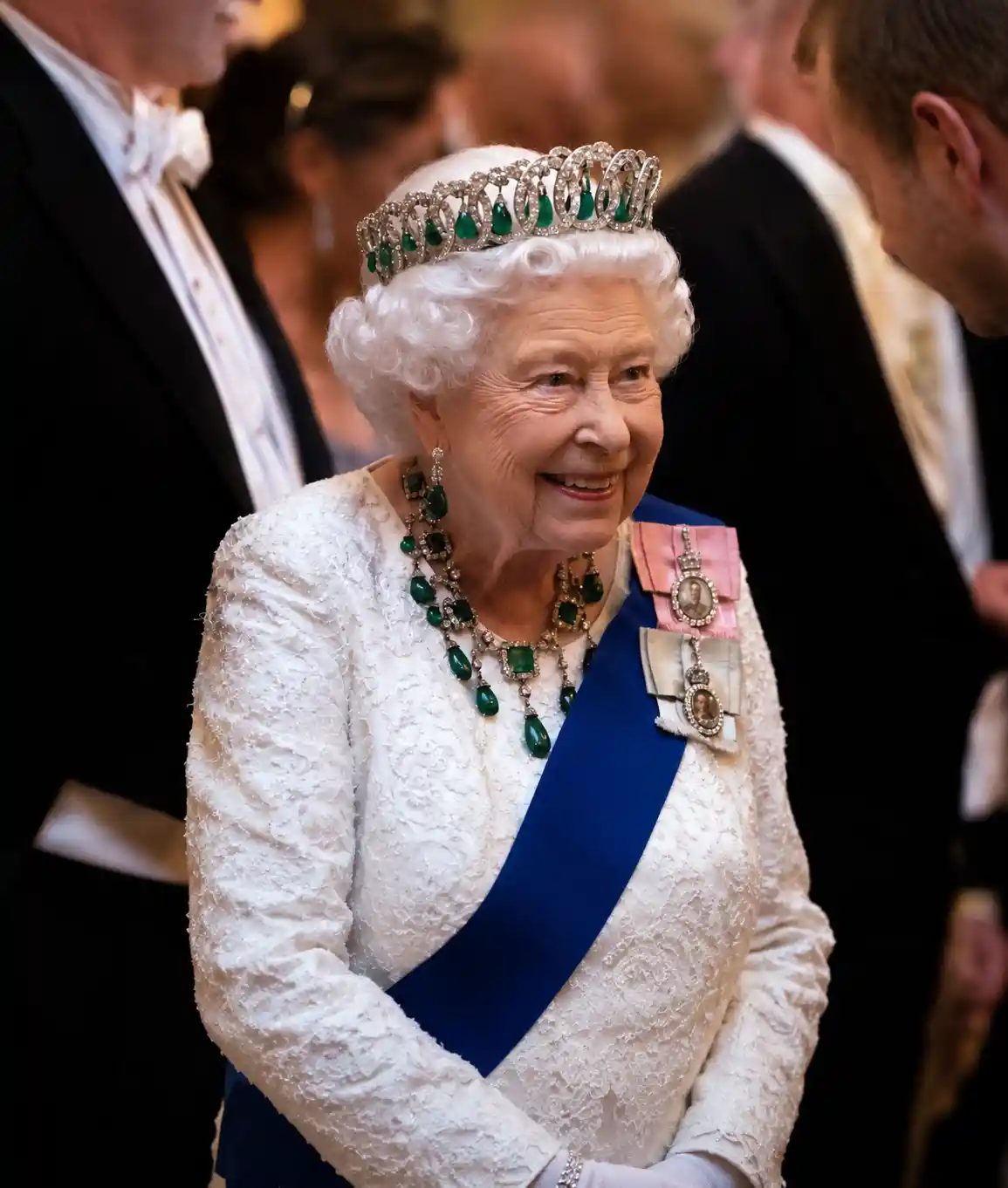 Queen Elizabeth II Tourist Story: The Day Two Americans Didn't Recognize the Queen